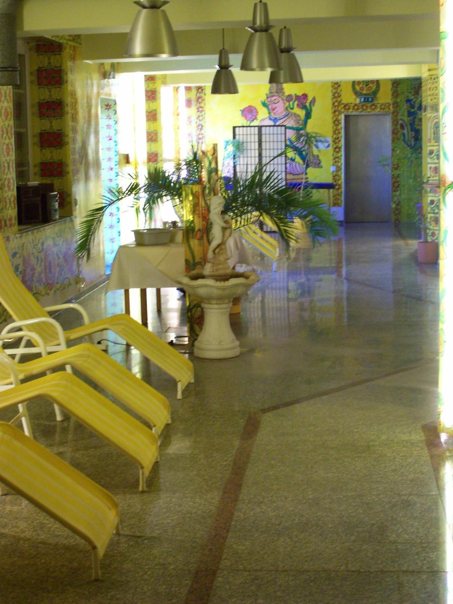 Hotel Reuterhof Reuterstadt Stavenhagen Екстериор снимка