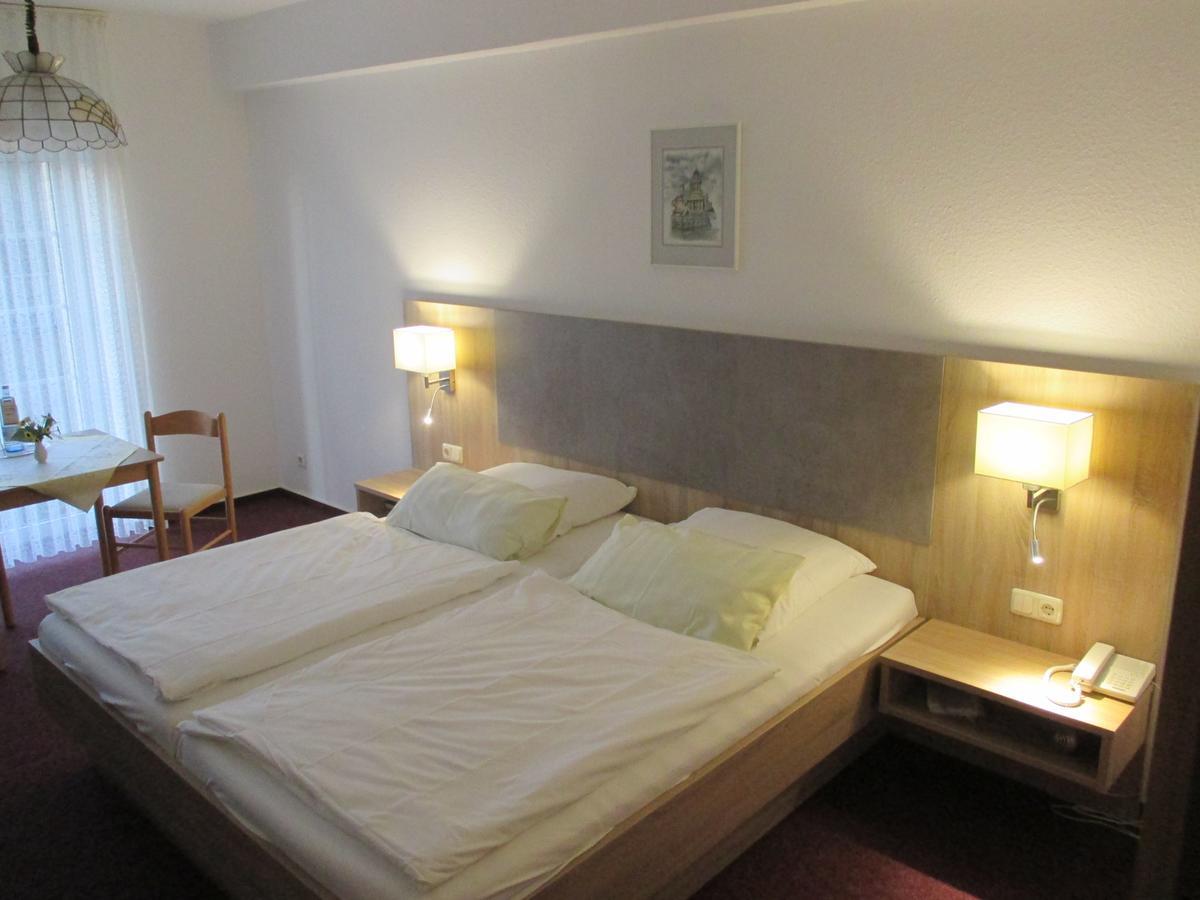 Hotel Reuterhof Reuterstadt Stavenhagen Екстериор снимка
