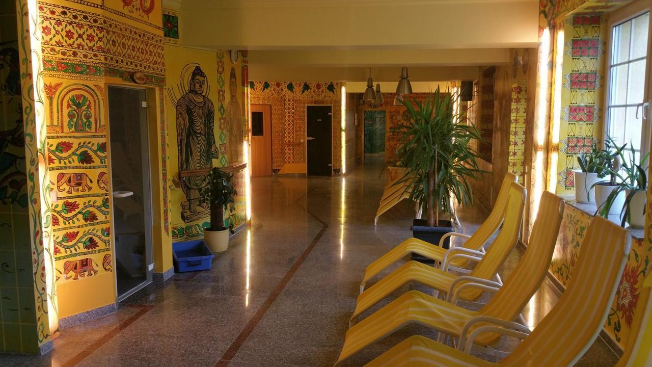 Hotel Reuterhof Reuterstadt Stavenhagen Екстериор снимка